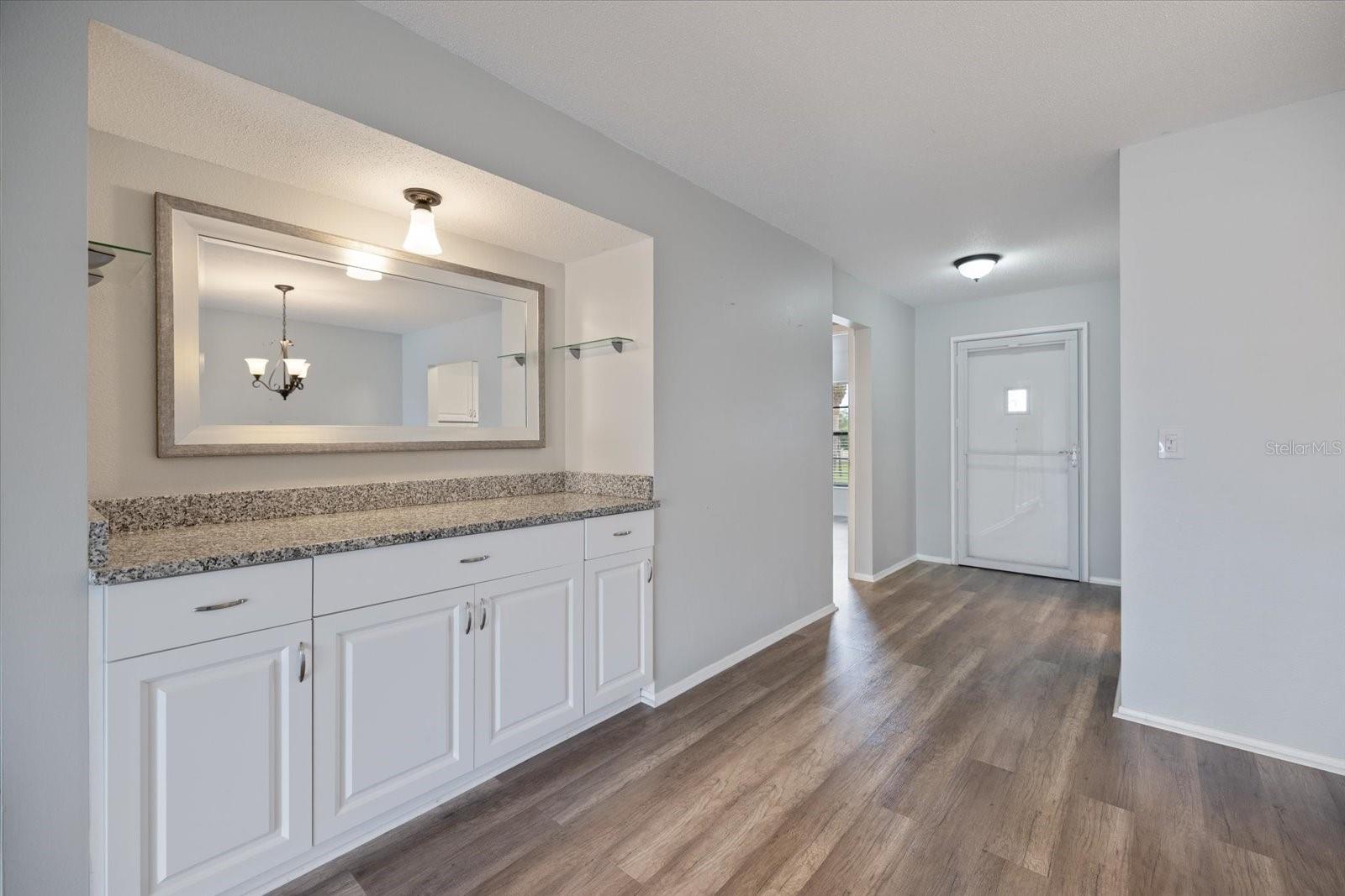 Image 17 of 38 For 335 Three Lakes Lane B