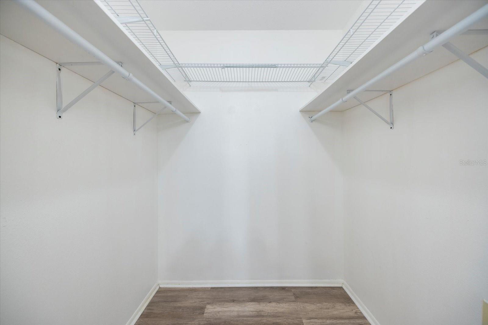 Image 24 of 38 For 335 Three Lakes Lane B