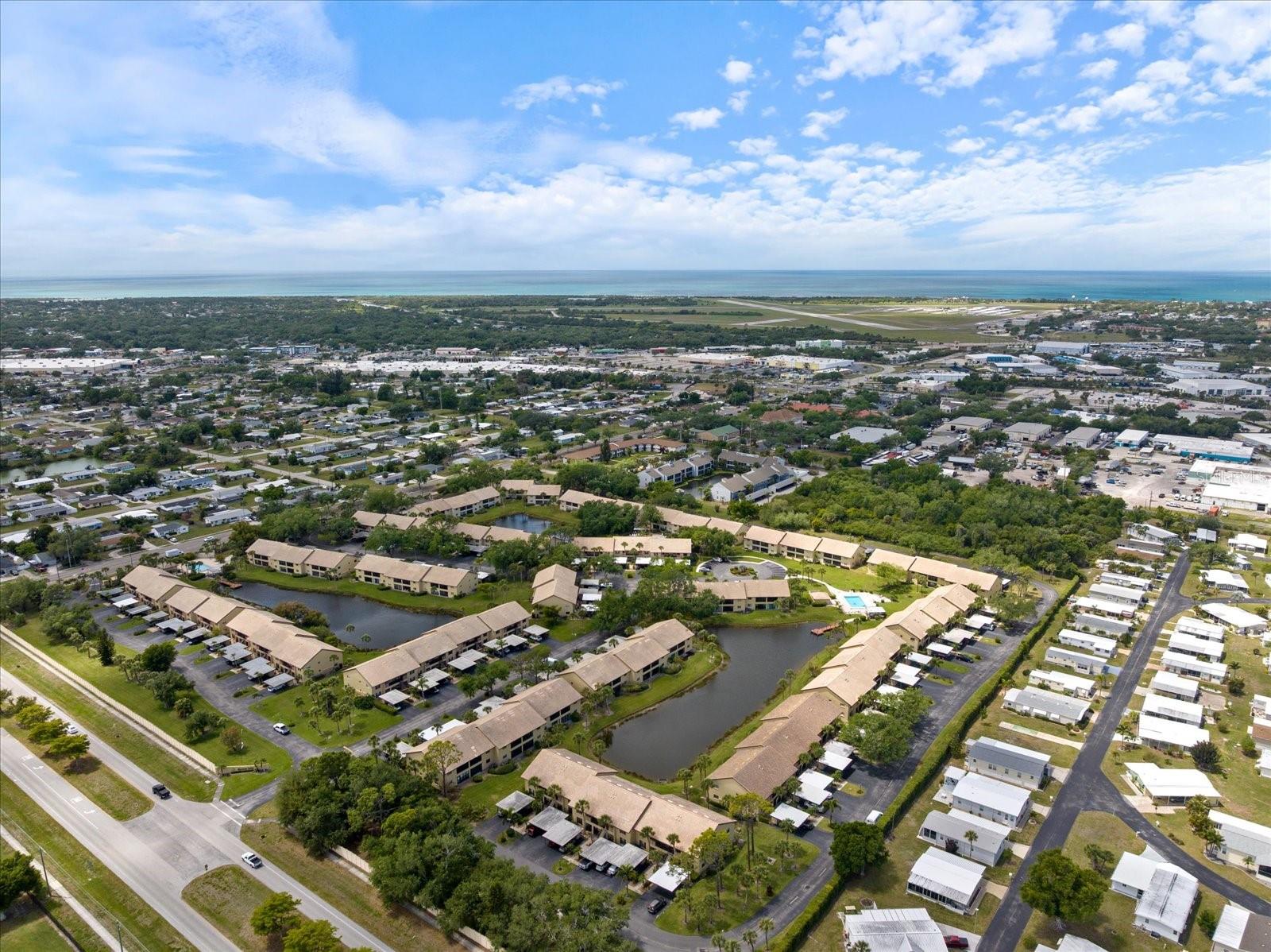 Image 34 of 38 For 335 Three Lakes Lane B