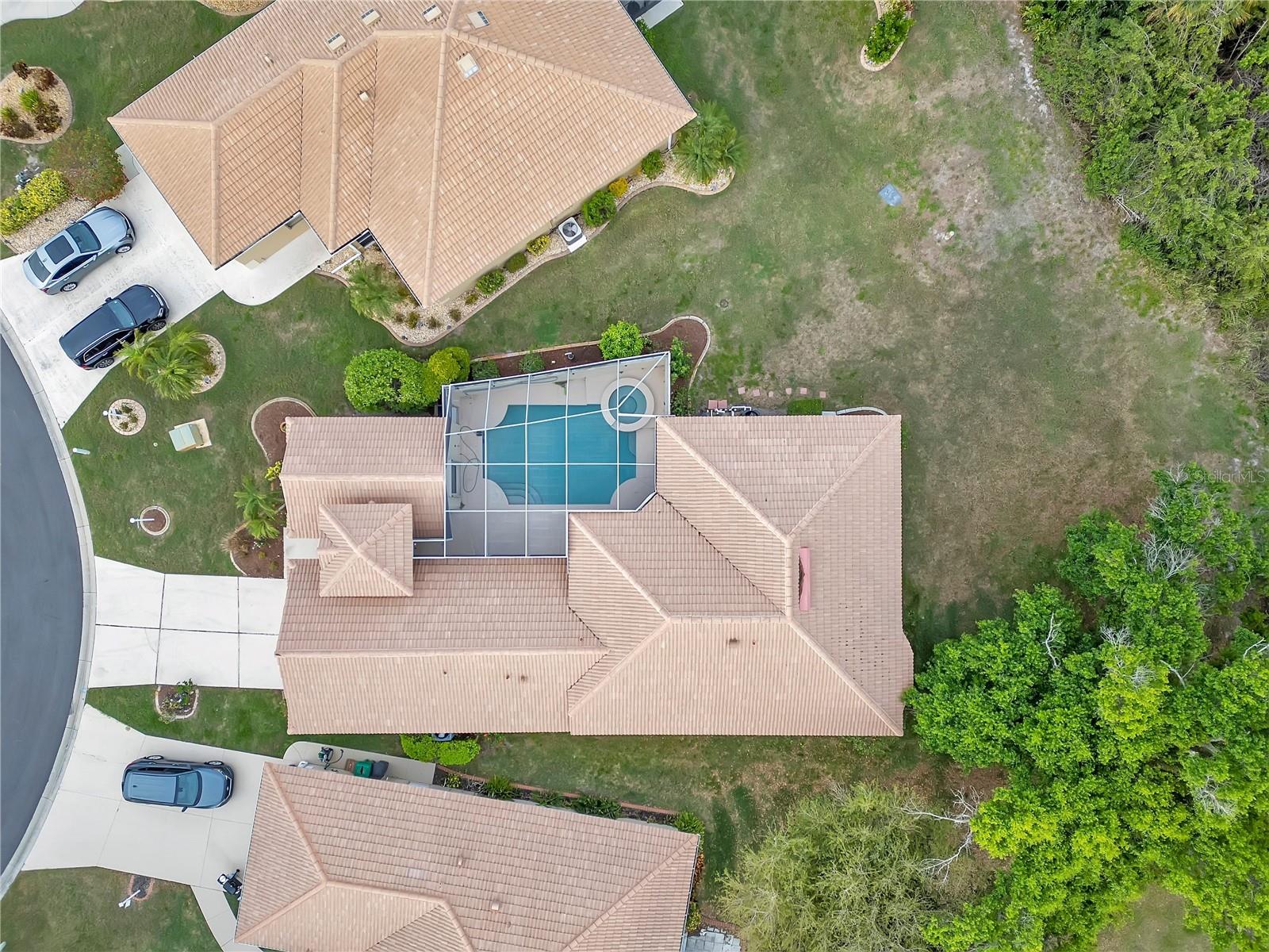 Image 27 of 33 For 8533 Gateway Court