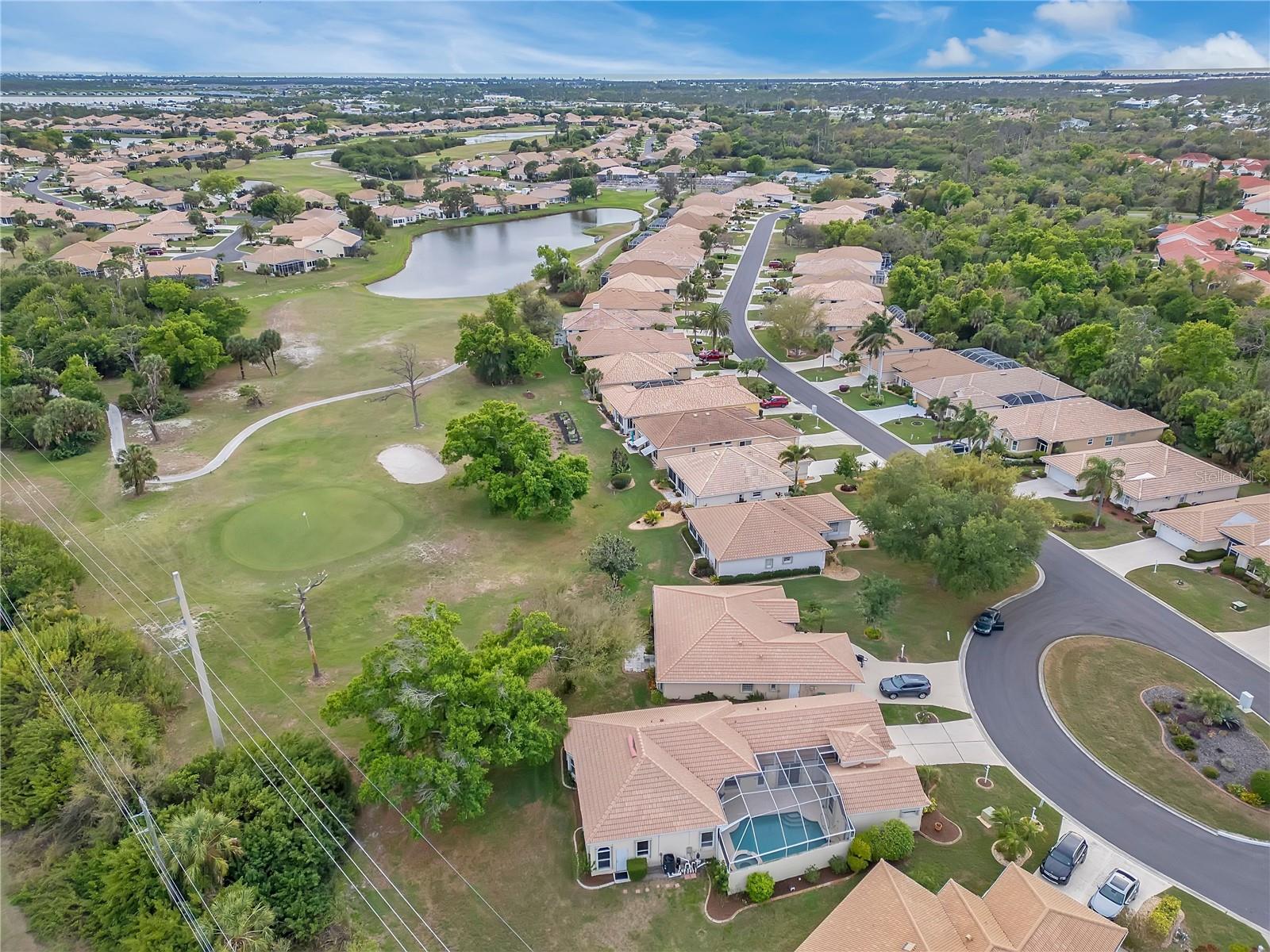 Image 30 of 33 For 8533 Gateway Court