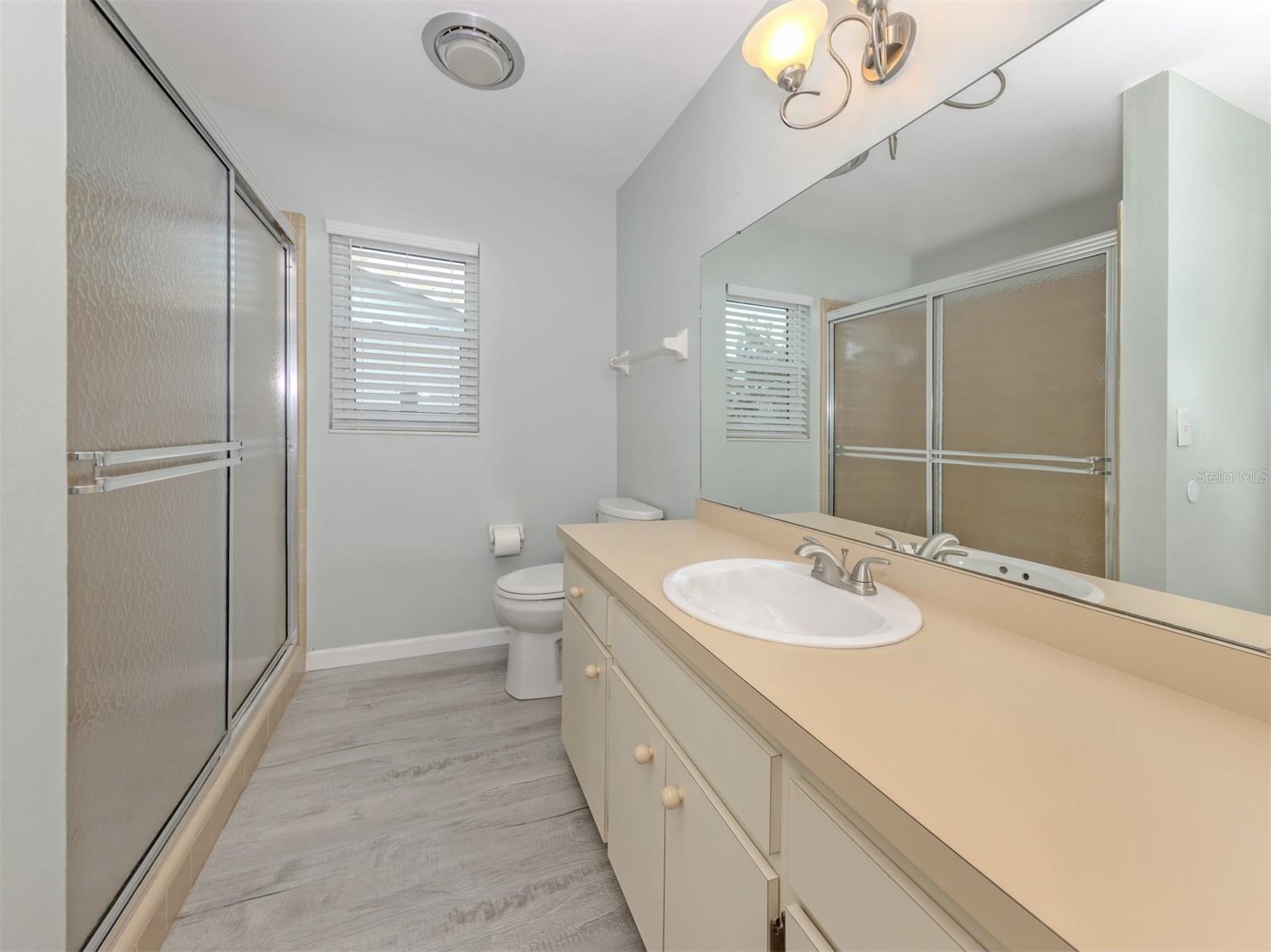 Image 18 of 60 For 1053 Derian Place