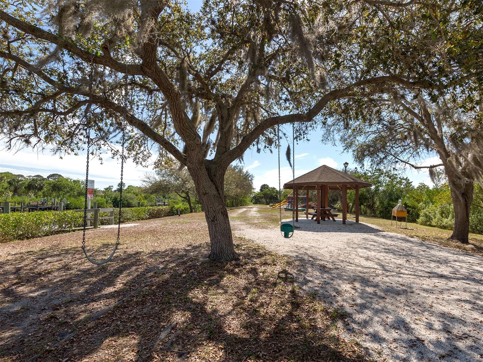 Image 36 of 60 For 1053 Derian Place