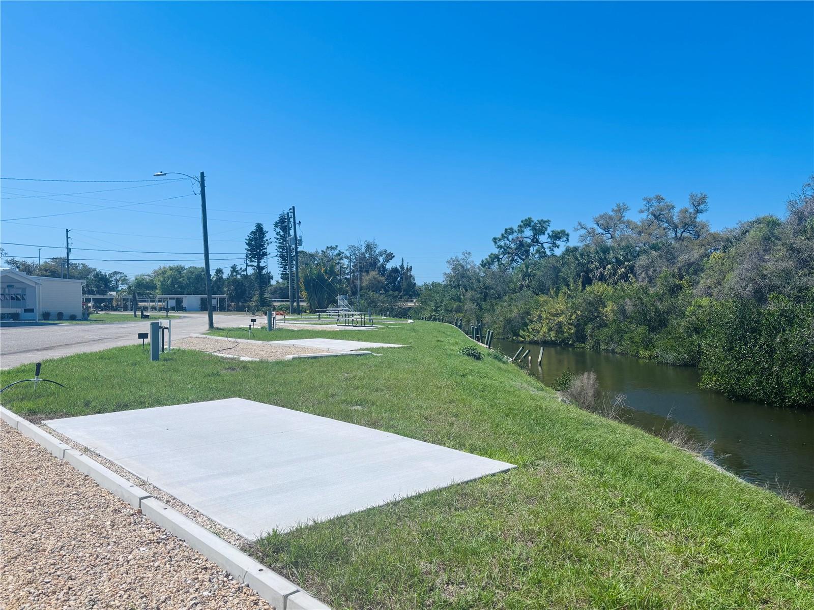 Image 15 of 26 For 1891 Englewood Road 94