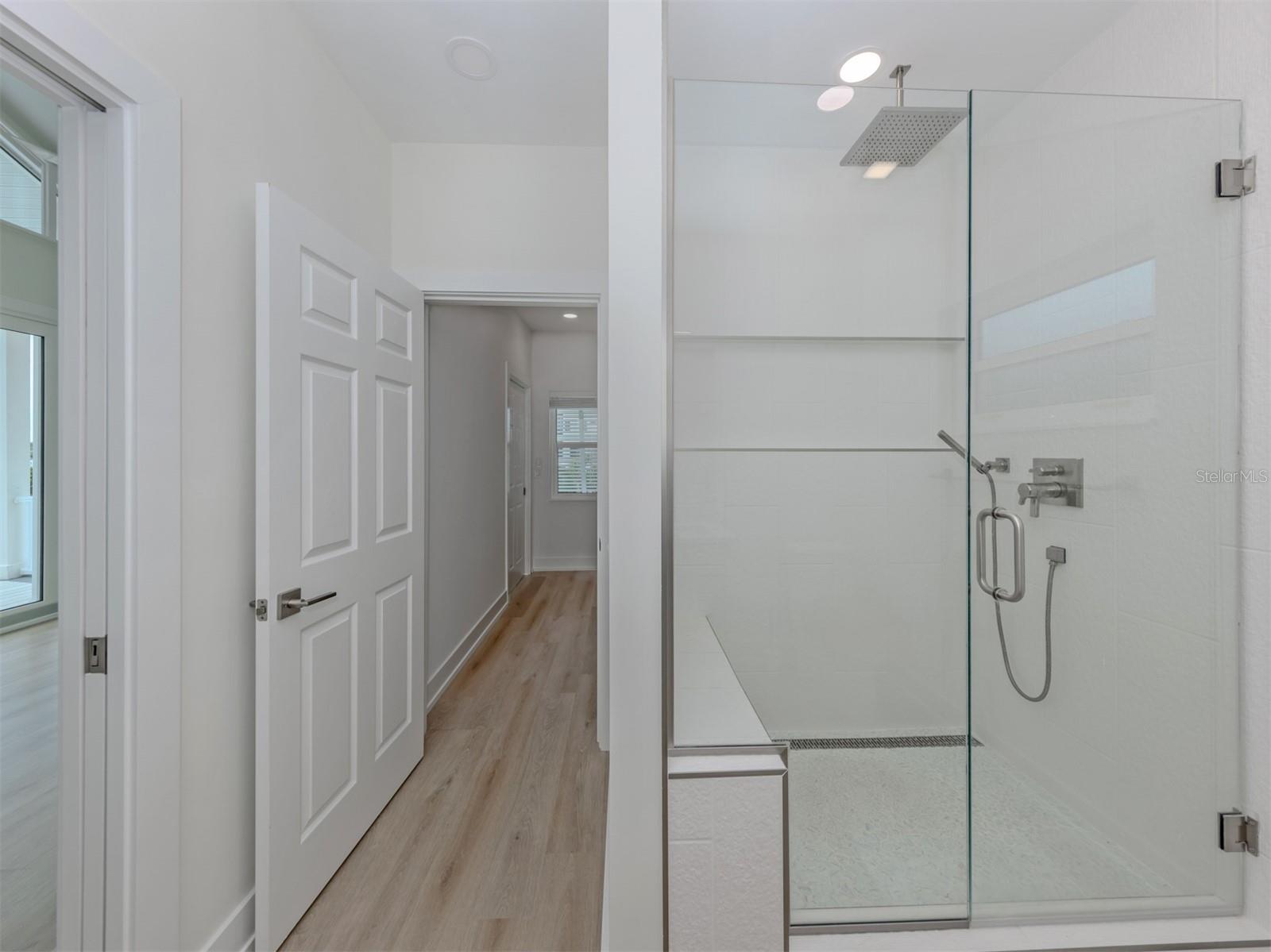 Image 37 of 66 For 212 Sunrise Drive