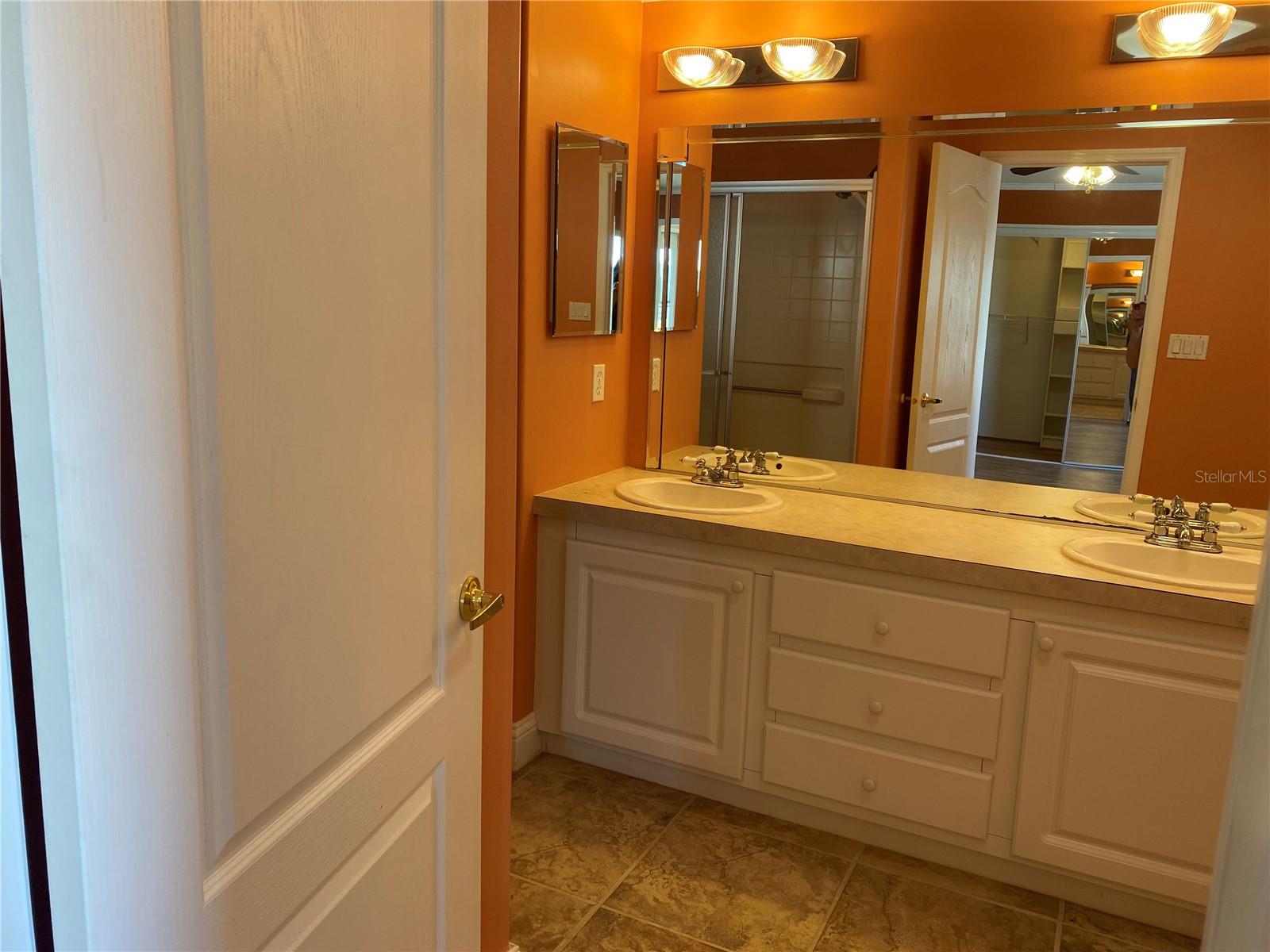 Image 14 of 29 For 724 Blackburn Boulevard