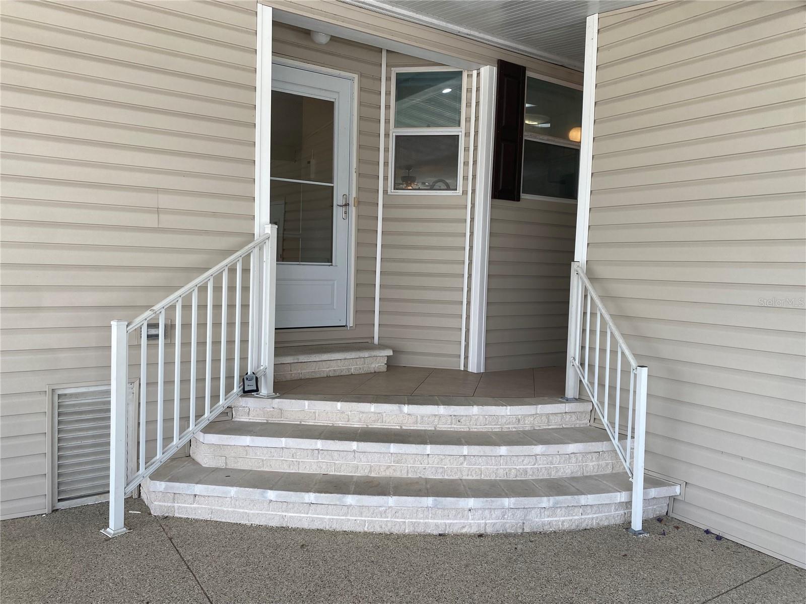 Image 5 of 29 For 724 Blackburn Boulevard