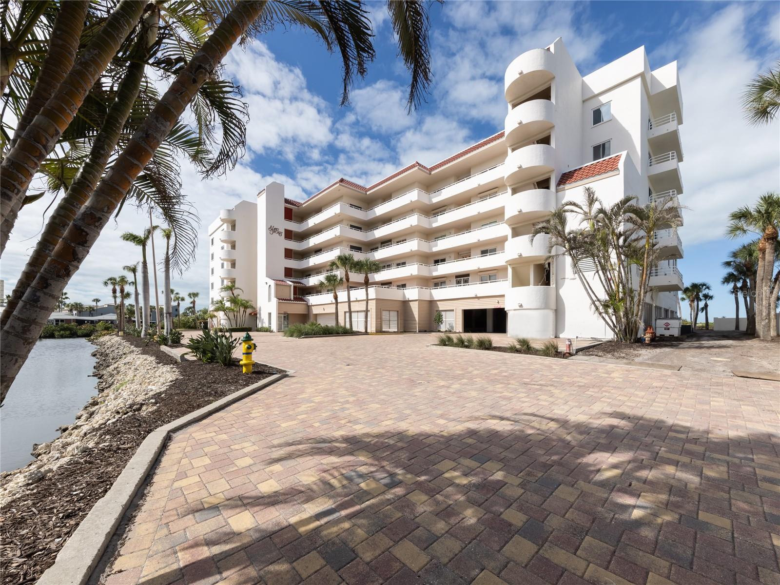 Details for 550 Flamingo Drive 301, VENICE, FL 34285