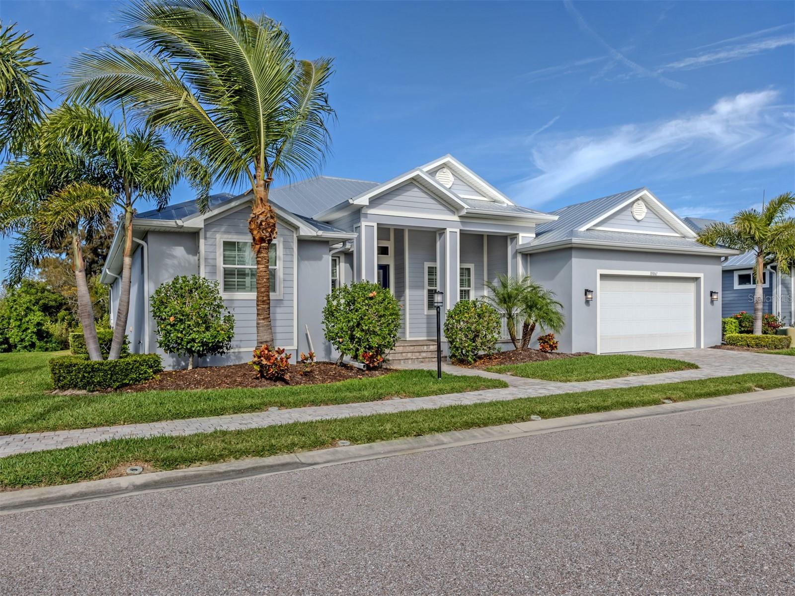 Image 33 of 53 For 18061 Wooden Skiff Court