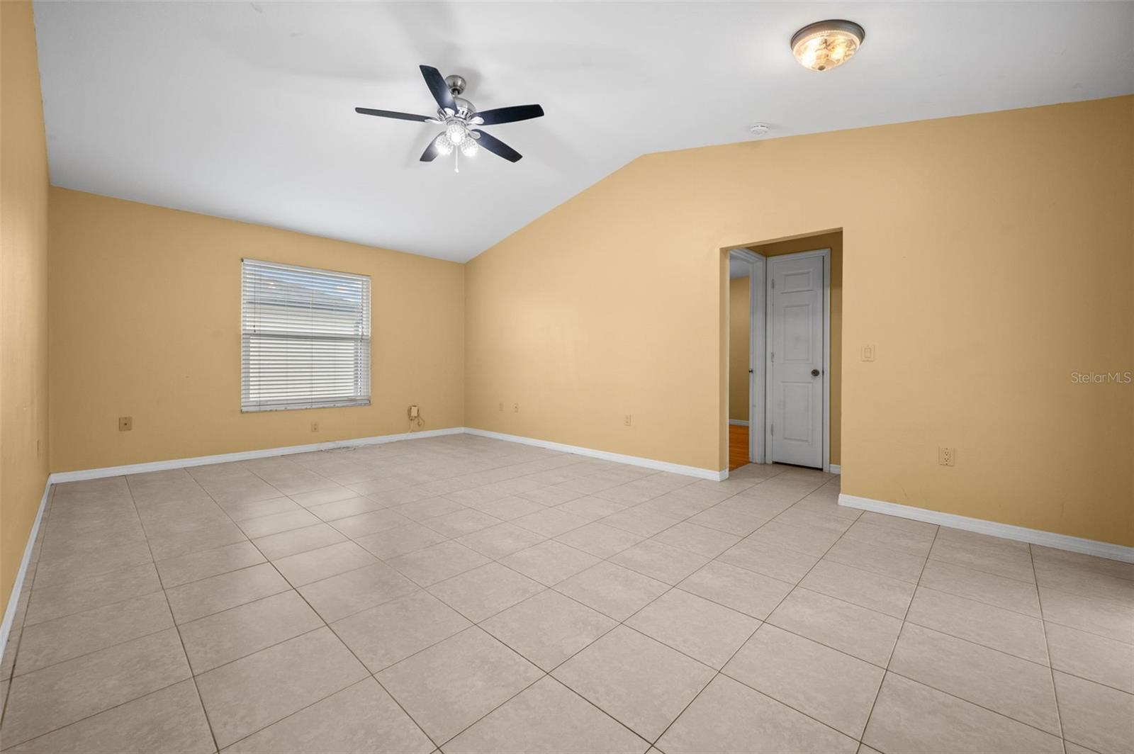 Image 14 of 32 For 7044 Denmark Street