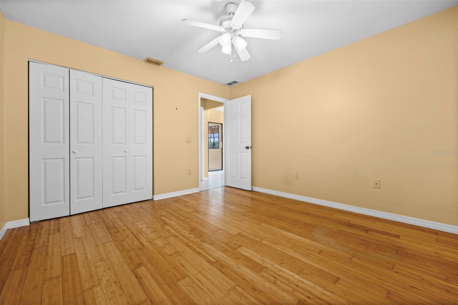 Image 17 of 32 For 7044 Denmark Street