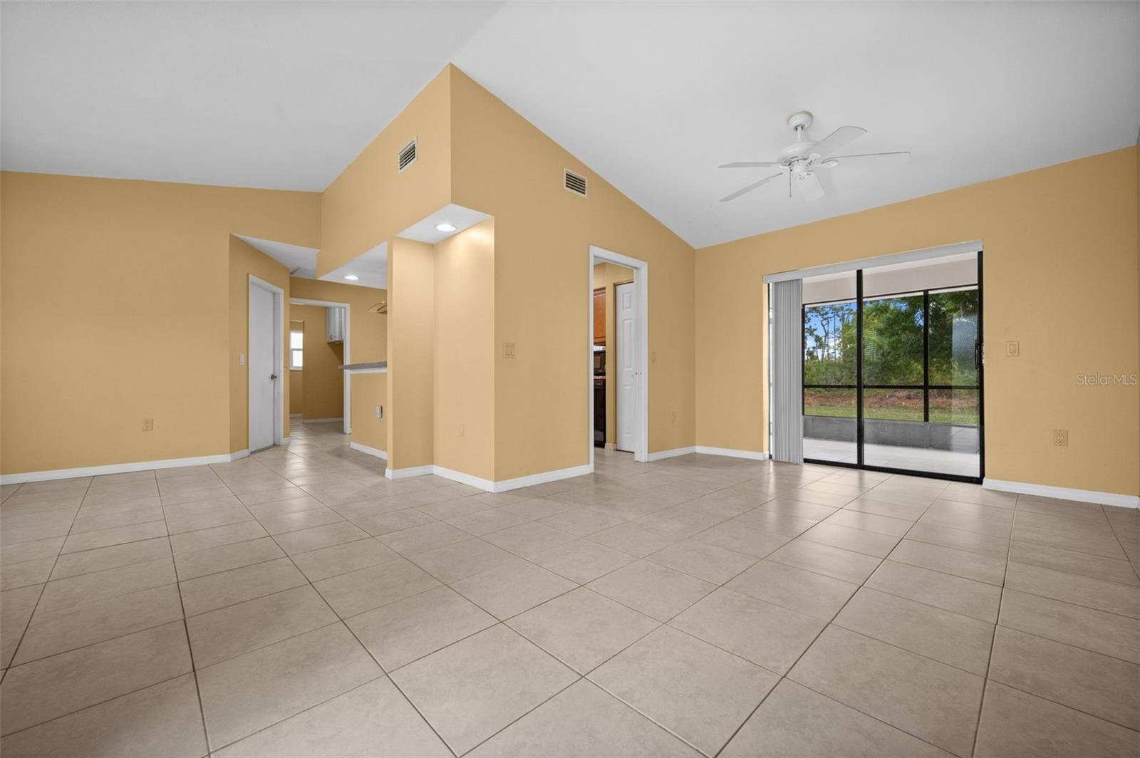 Image 3 of 32 For 7044 Denmark Street