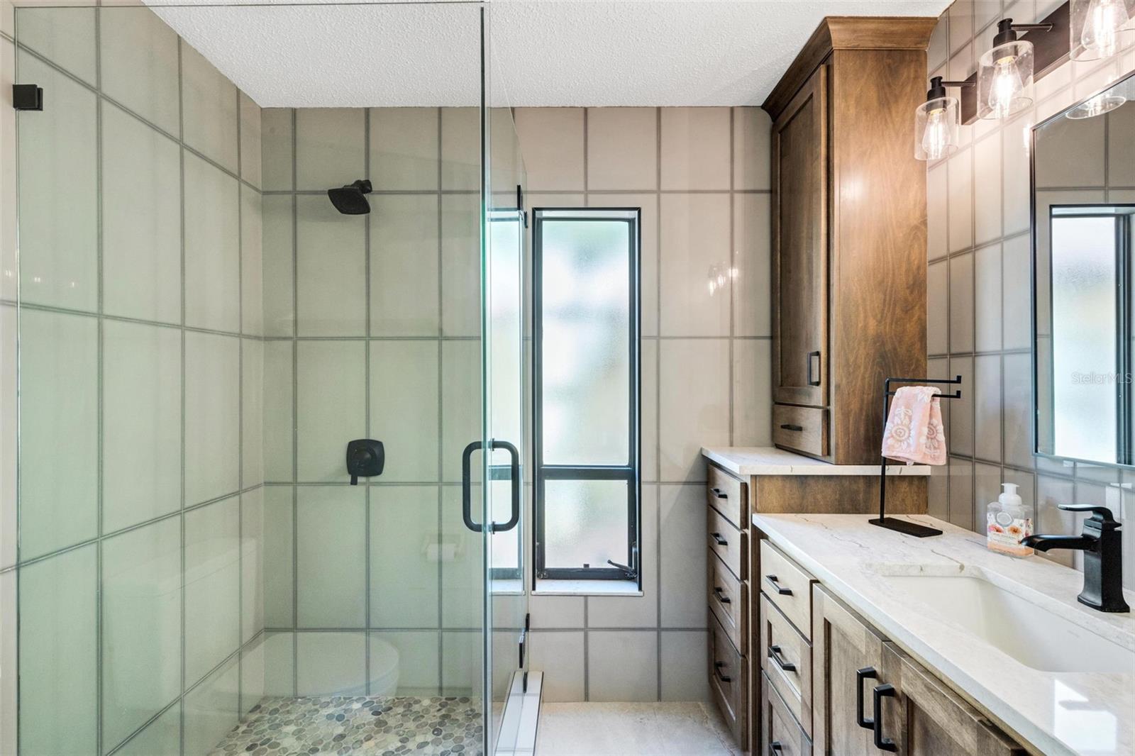 Image 25 of 53 For 440 Palmetto Court 1