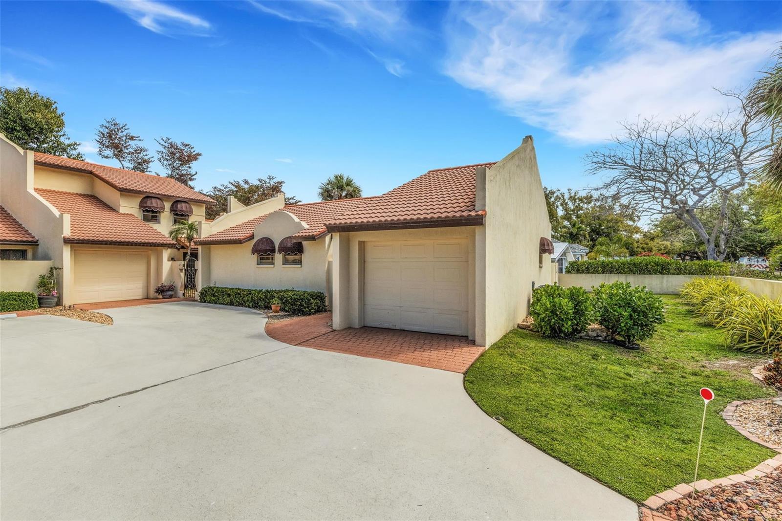 Image 38 of 53 For 440 Palmetto Court 1