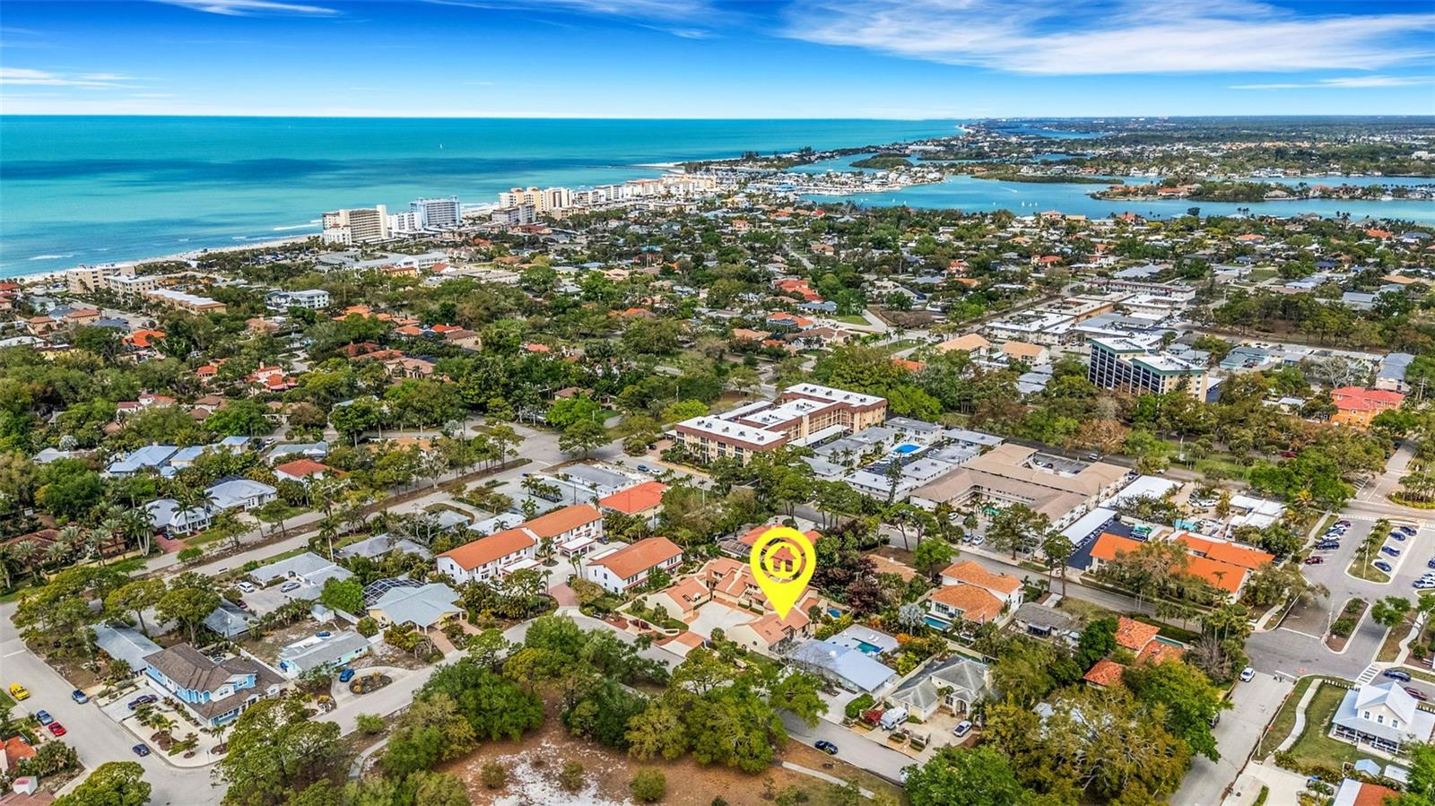 Image 40 of 53 For 440 Palmetto Court 1