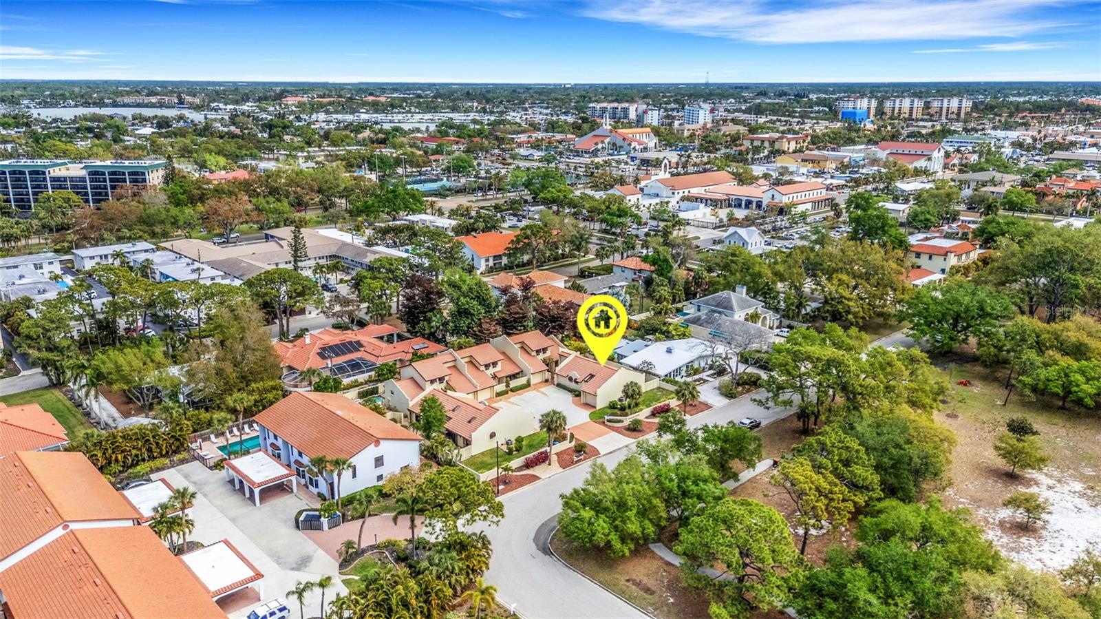 Image 43 of 53 For 440 Palmetto Court 1