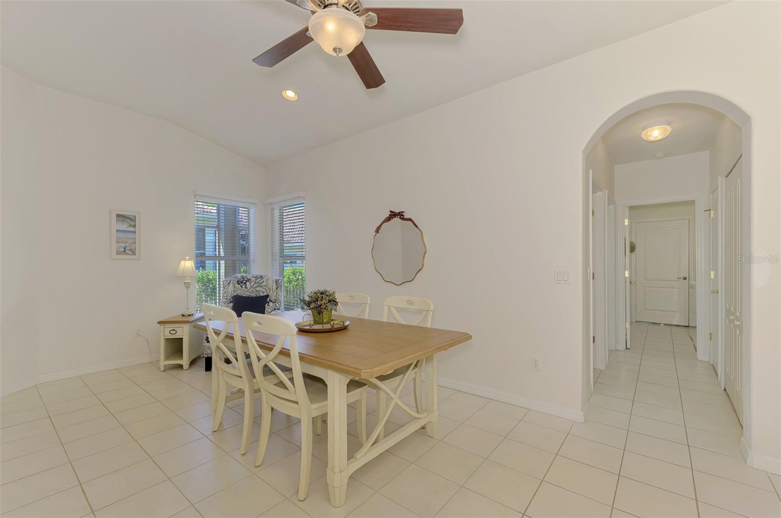 Image 17 of 61 For 230 Crobuli Point