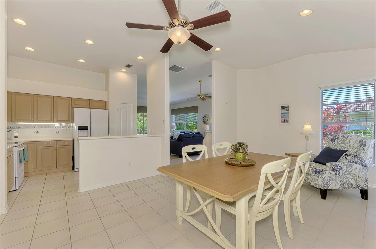 Image 19 of 61 For 230 Crobuli Point