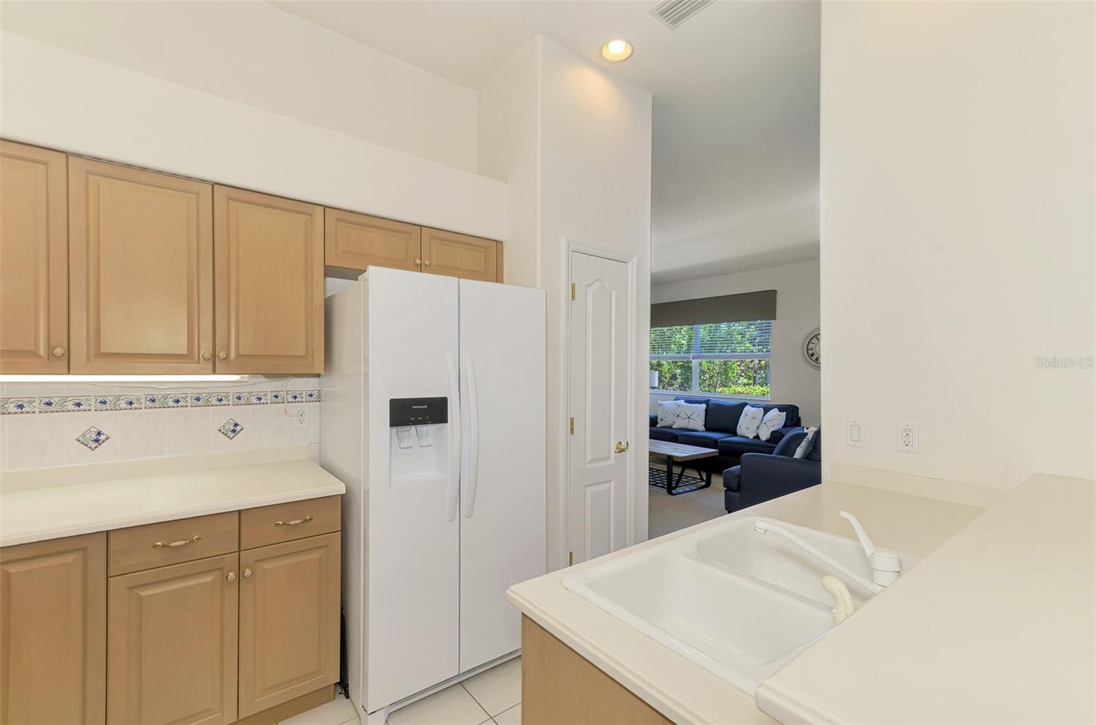 Image 25 of 61 For 230 Crobuli Point