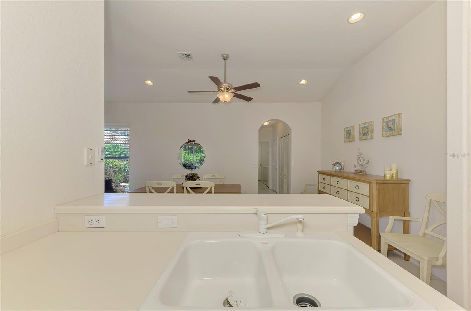 Image 27 of 61 For 230 Crobuli Point