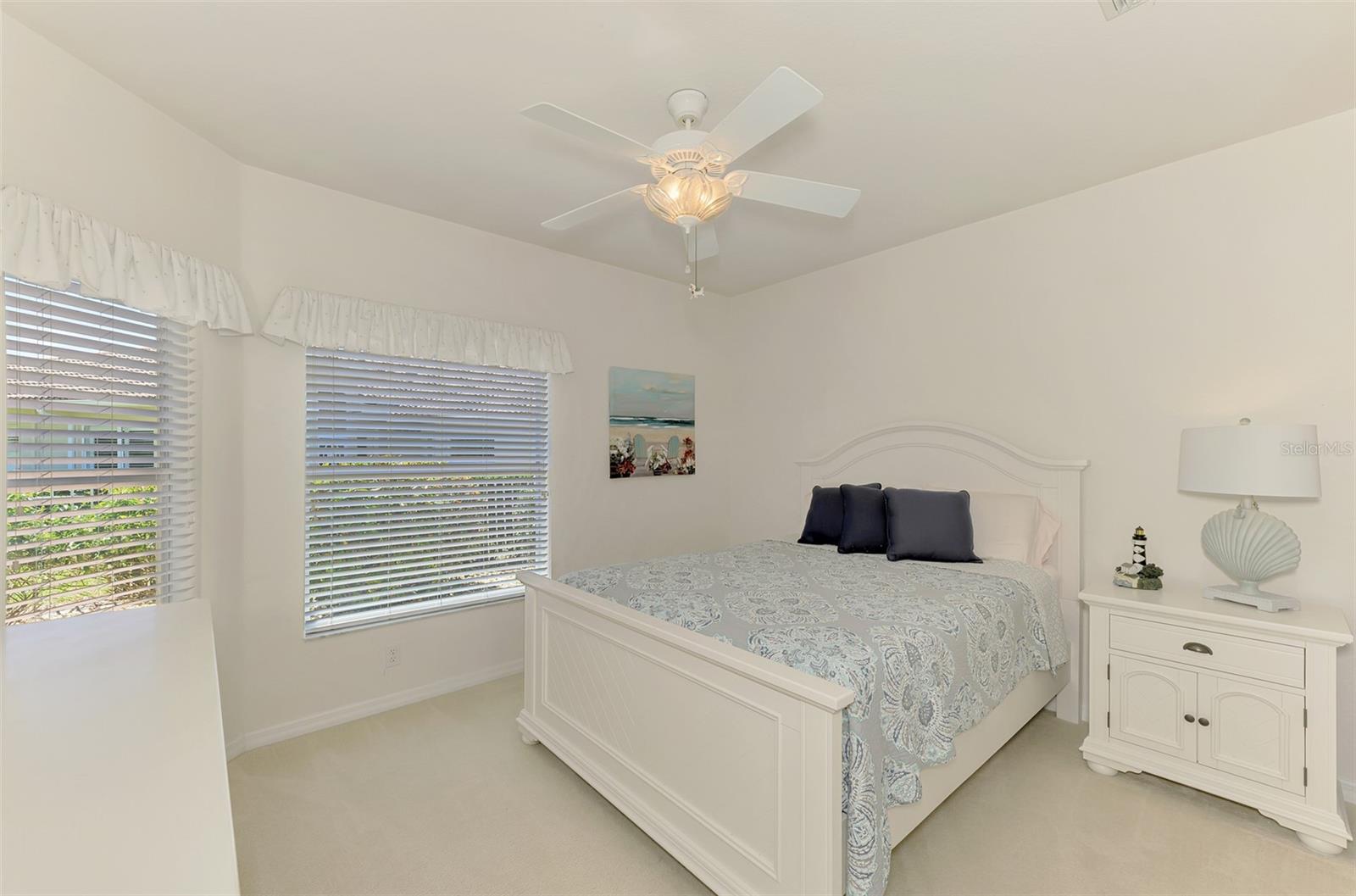 Image 36 of 61 For 230 Crobuli Point