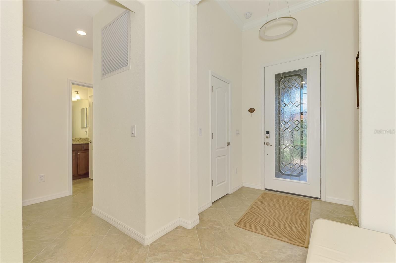 Image 13 of 67 For 10435 Medjool Drive