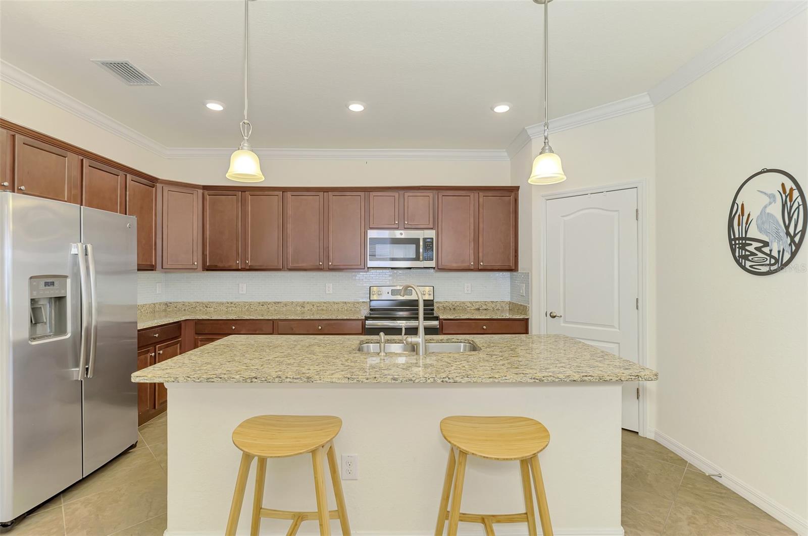 Image 23 of 67 For 10435 Medjool Drive