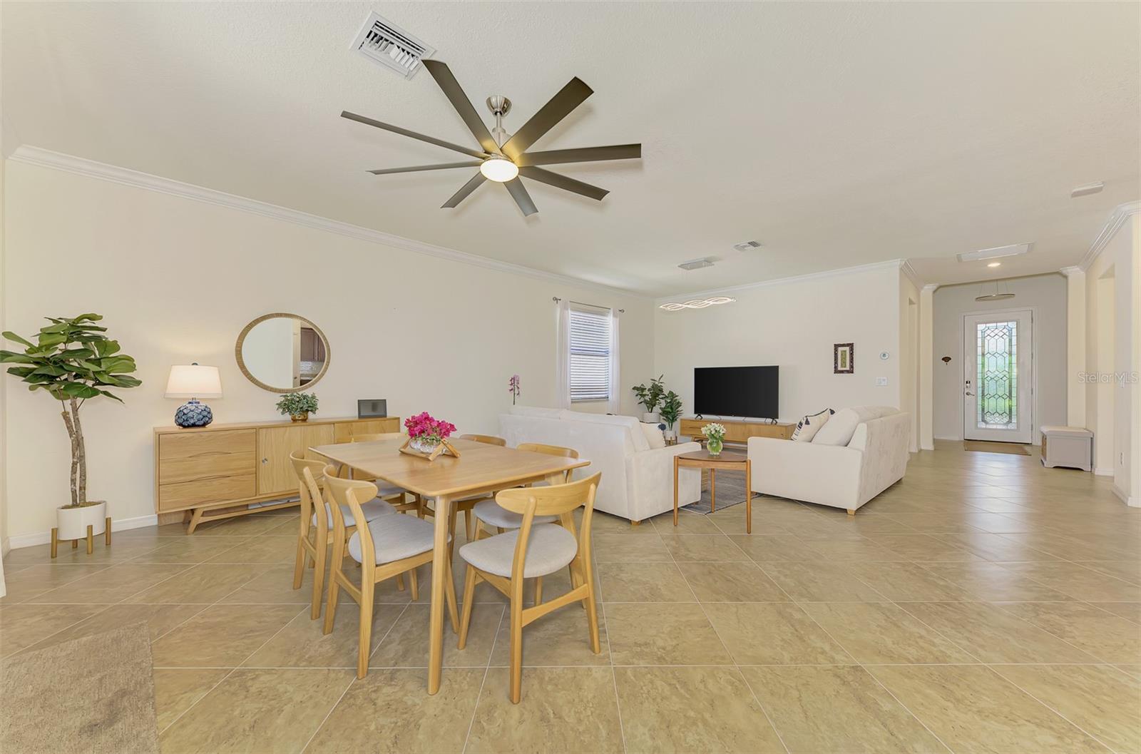 Image 31 of 67 For 10435 Medjool Drive