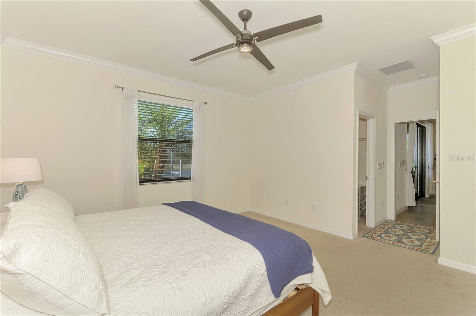 Image 34 of 67 For 10435 Medjool Drive