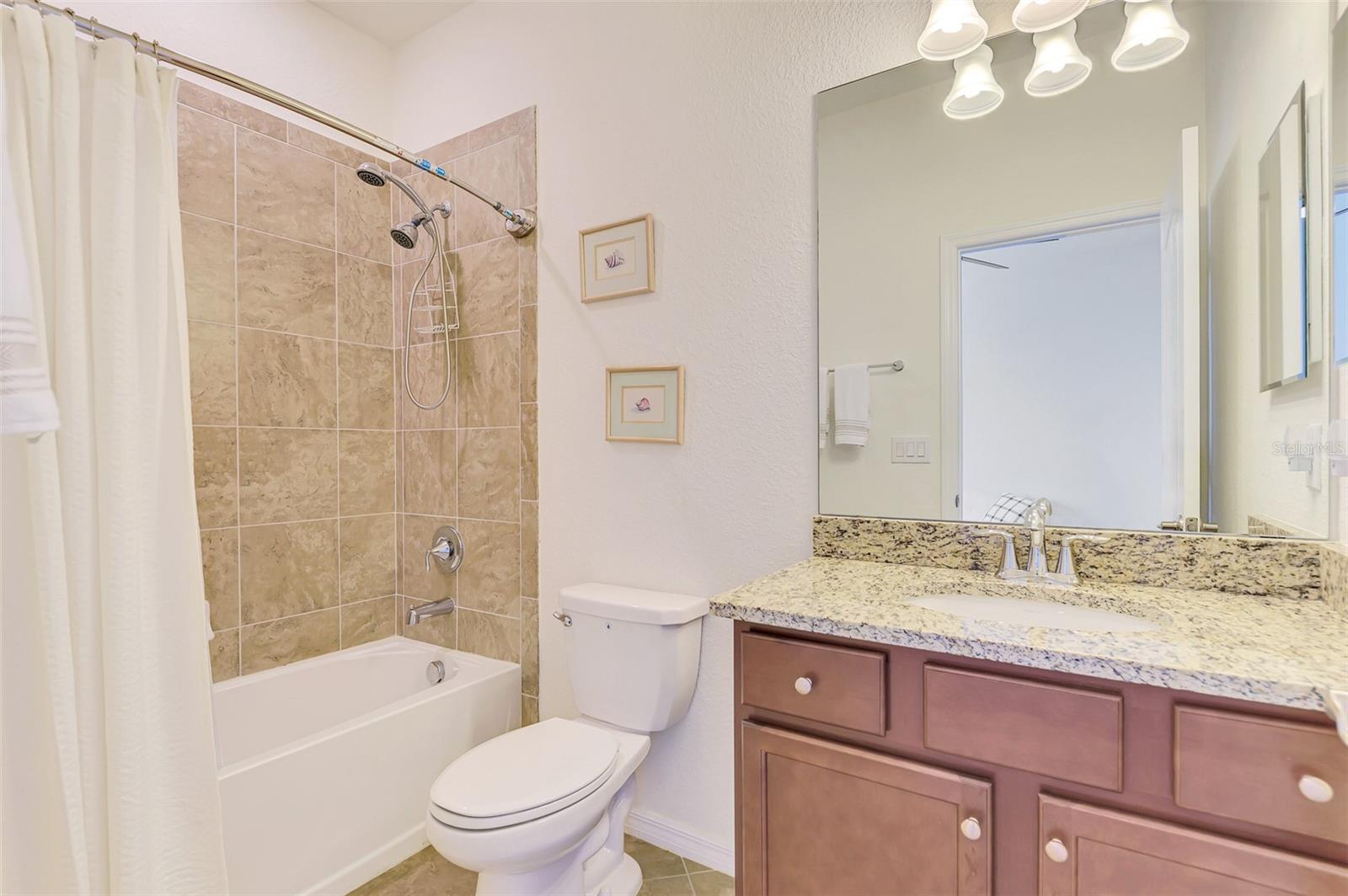 Image 43 of 67 For 10435 Medjool Drive