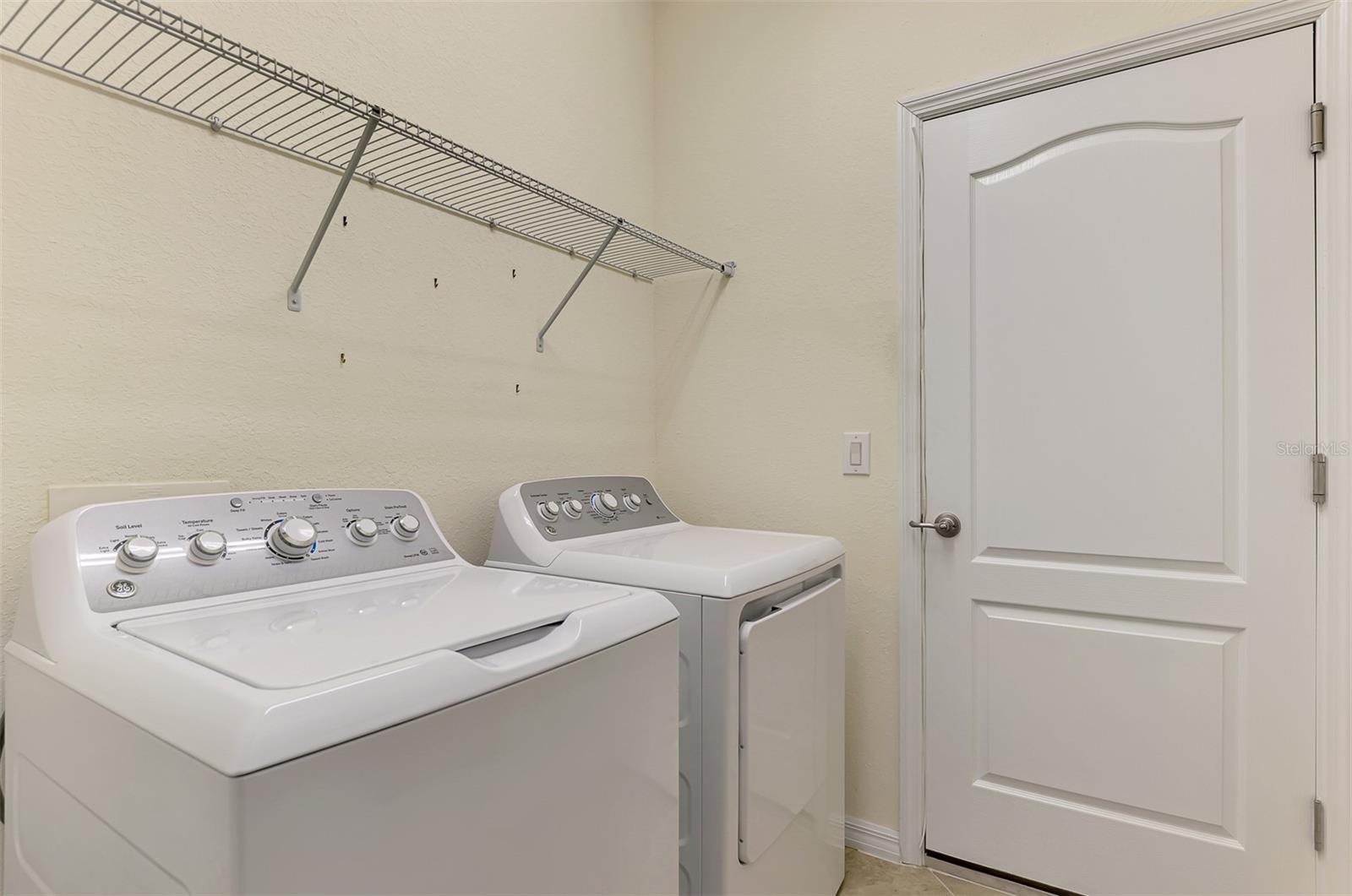 Image 47 of 67 For 10435 Medjool Drive