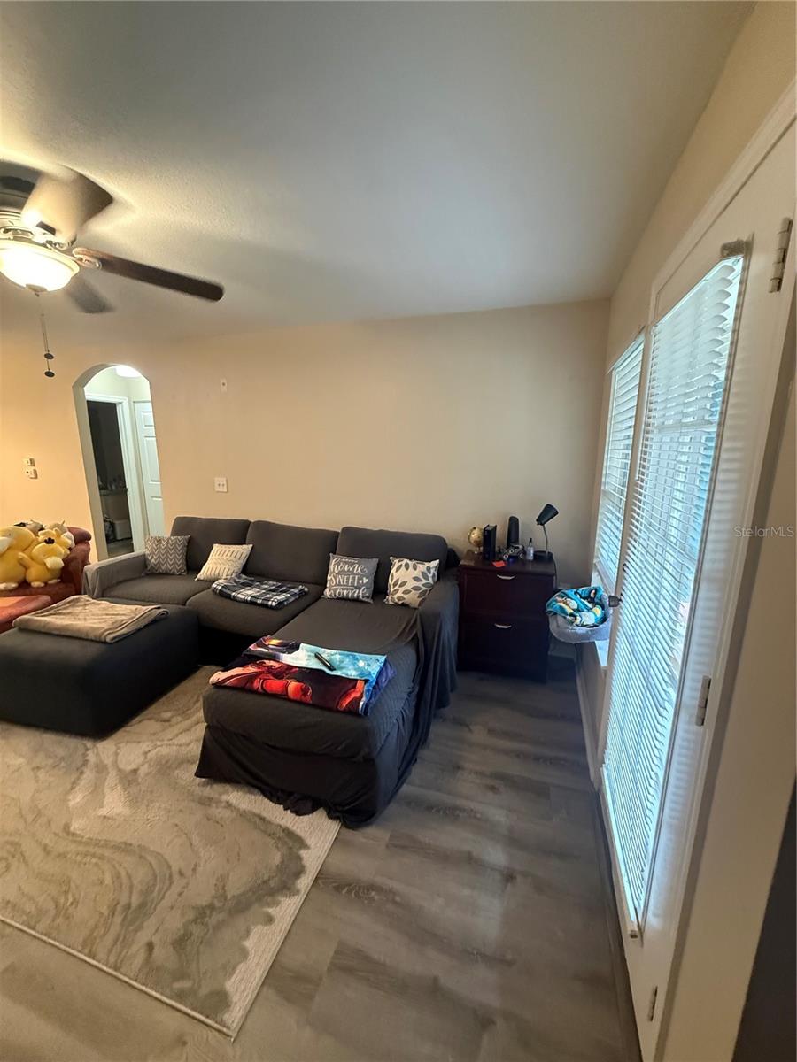 Image 13 of 13 For 8911 Manor Loop 106