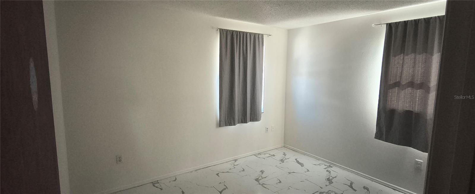 Image 11 of 12 For 4416 Englewood Road