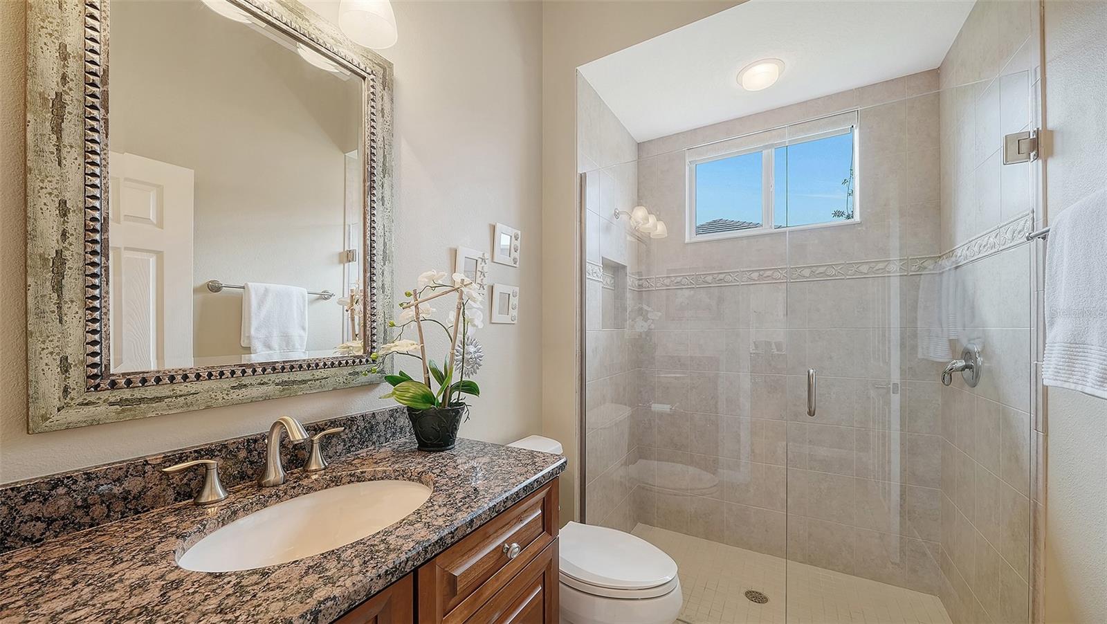 Image 35 of 52 For 824 Amaryllis Lane