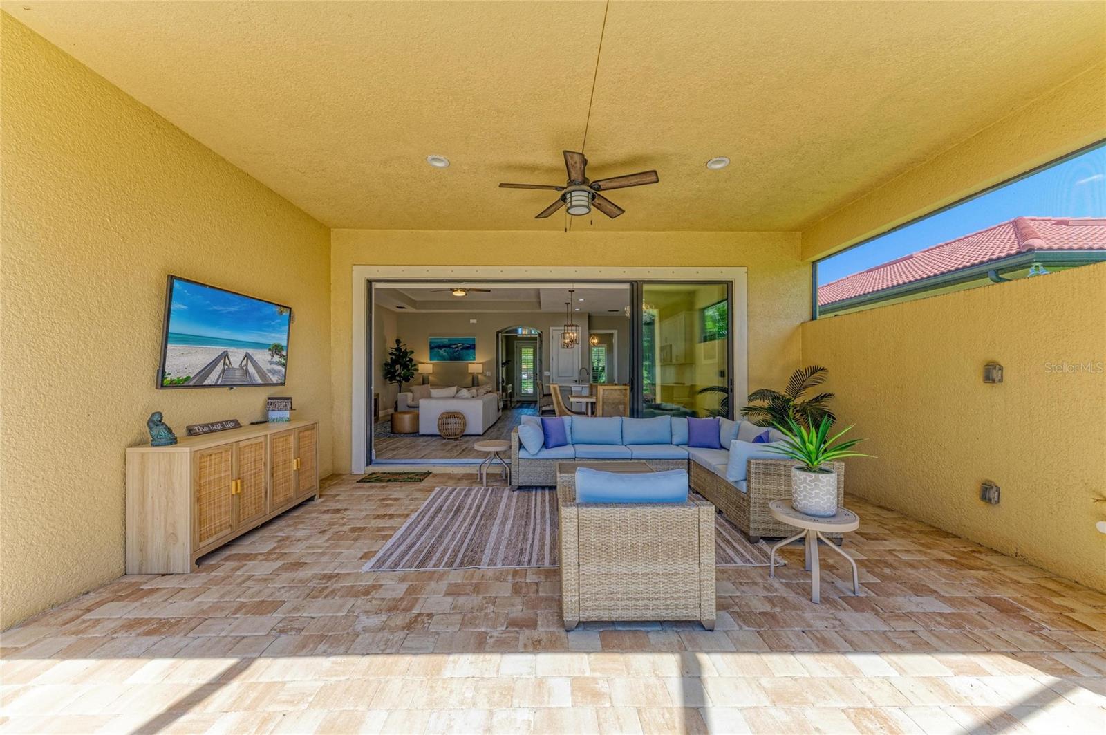 Image 54 of 85 For 10363 Medjool Drive