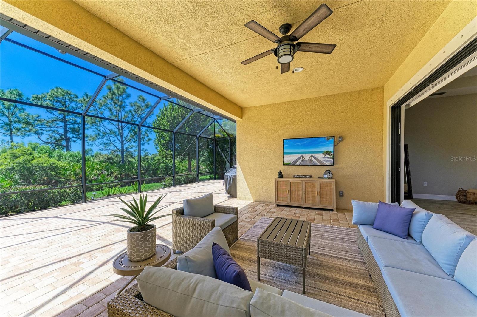 Image 55 of 85 For 10363 Medjool Drive