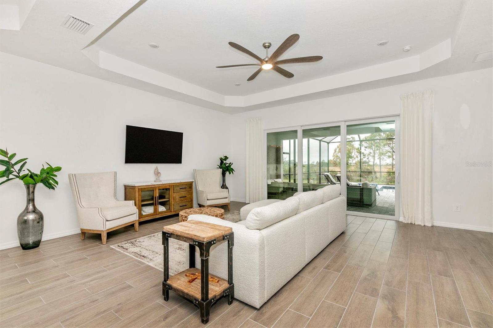 Image 15 of 86 For 12733 Tulum Loop