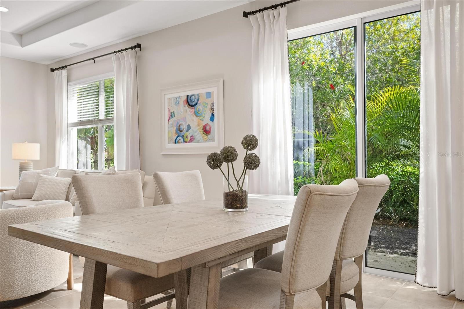 Image 11 of 41 For 246 Padova Way