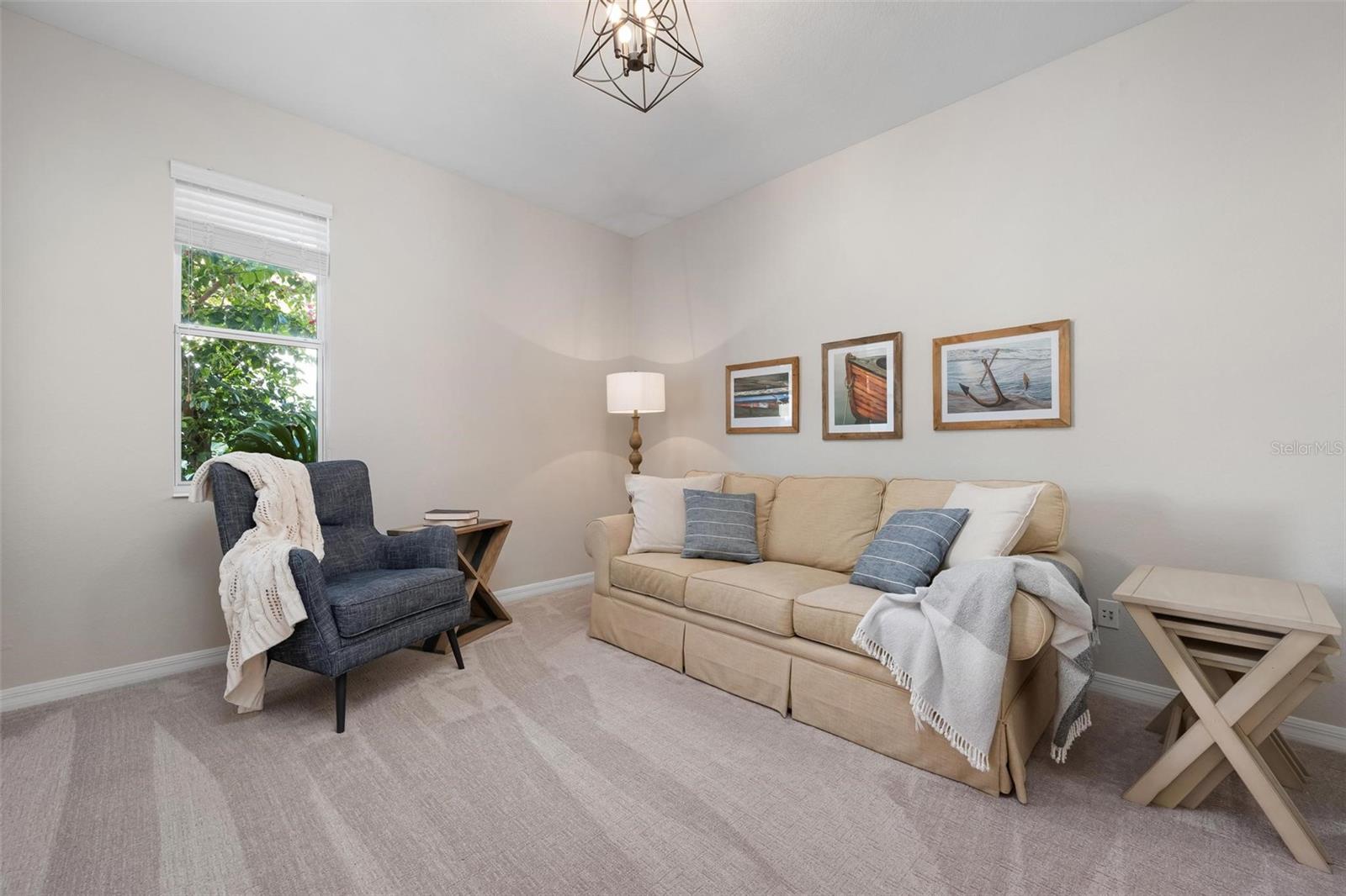 Image 17 of 41 For 246 Padova Way