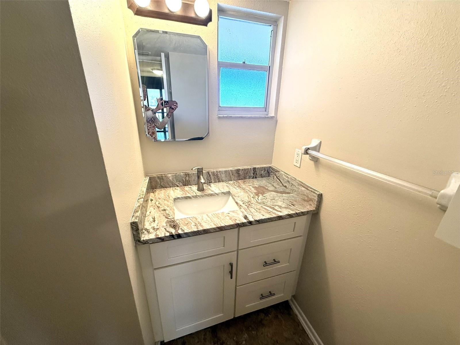 Listing photo id 12 for 102 Capri Isles Boulevard 306