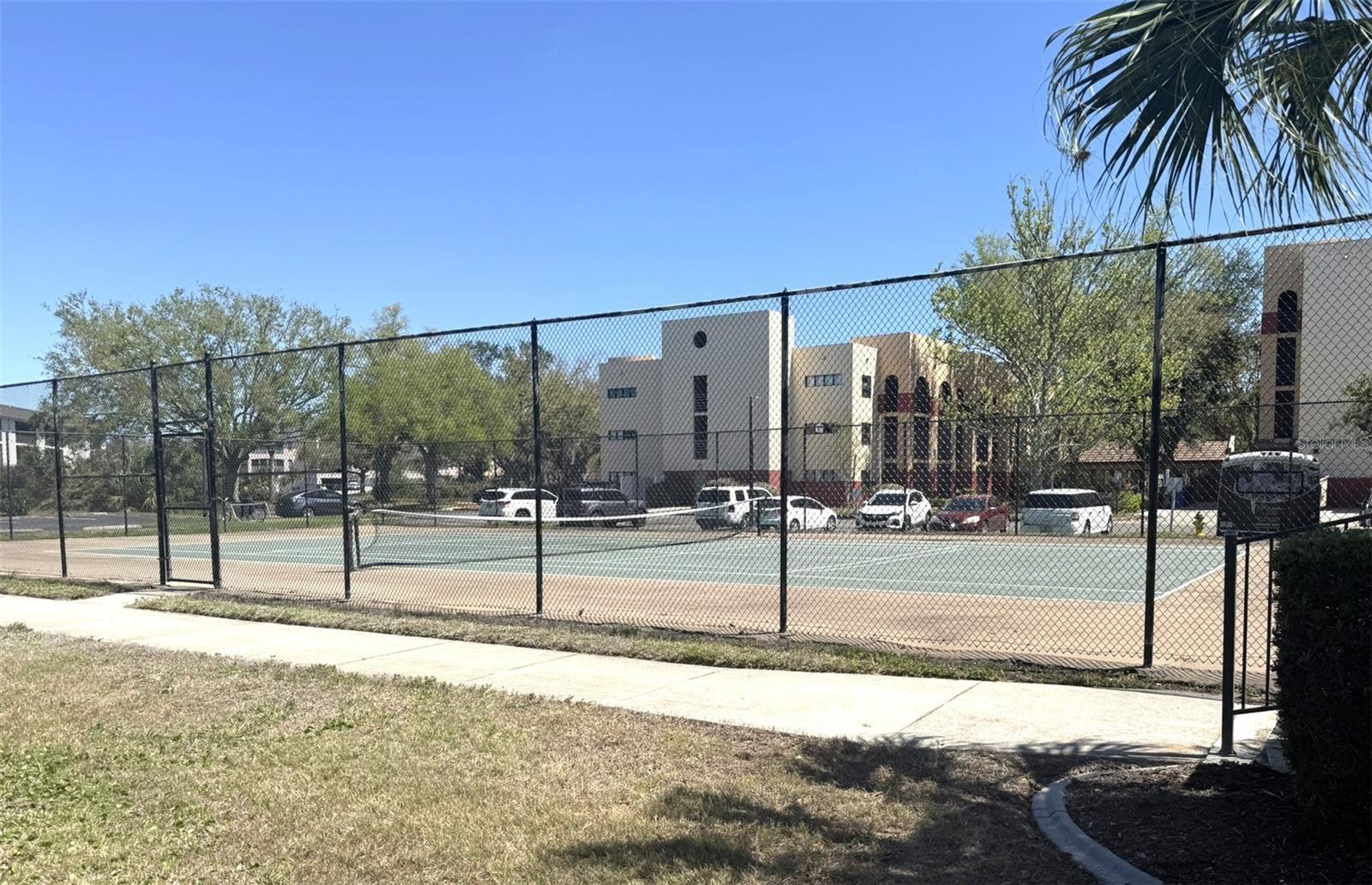 Listing photo id 23 for 102 Capri Isles Boulevard 306