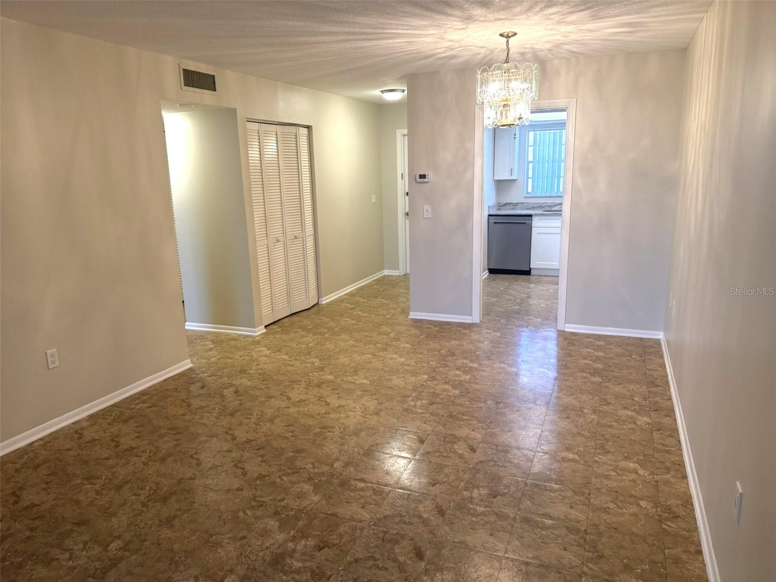 Listing photo id 3 for 102 Capri Isles Boulevard 306