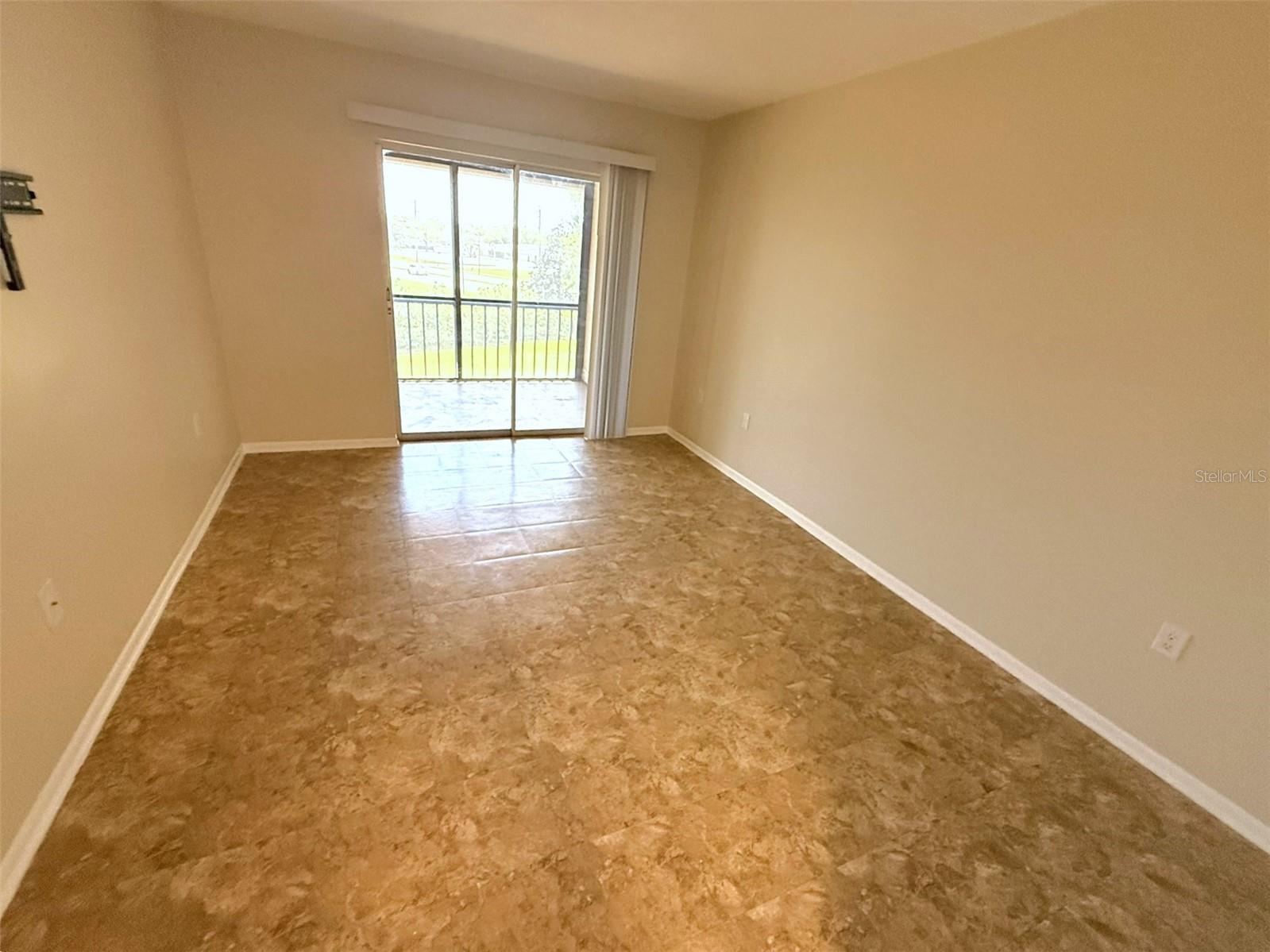 Listing photo id 6 for 102 Capri Isles Boulevard 306