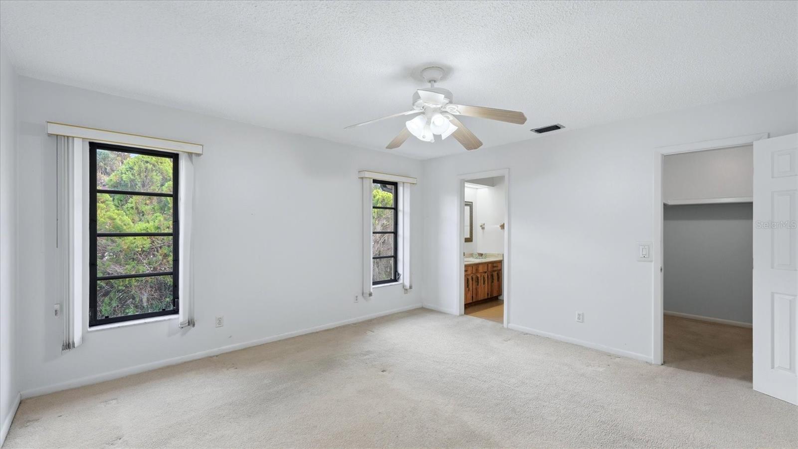 Image 20 of 64 For 22545 Quasar Boulevard