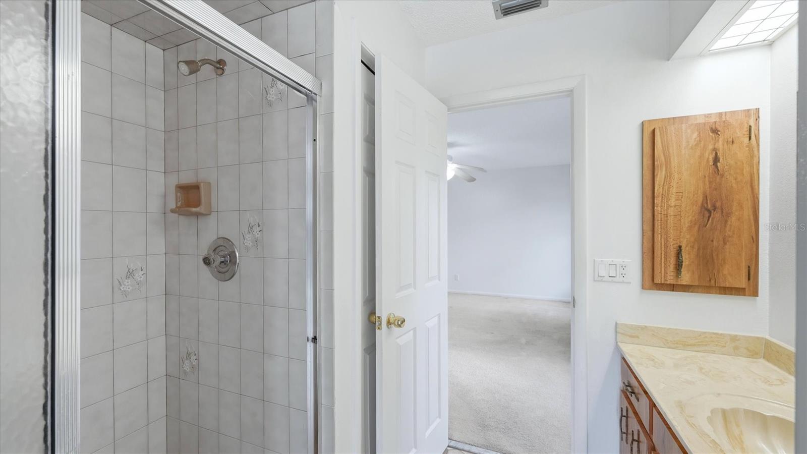 Image 25 of 64 For 22545 Quasar Boulevard