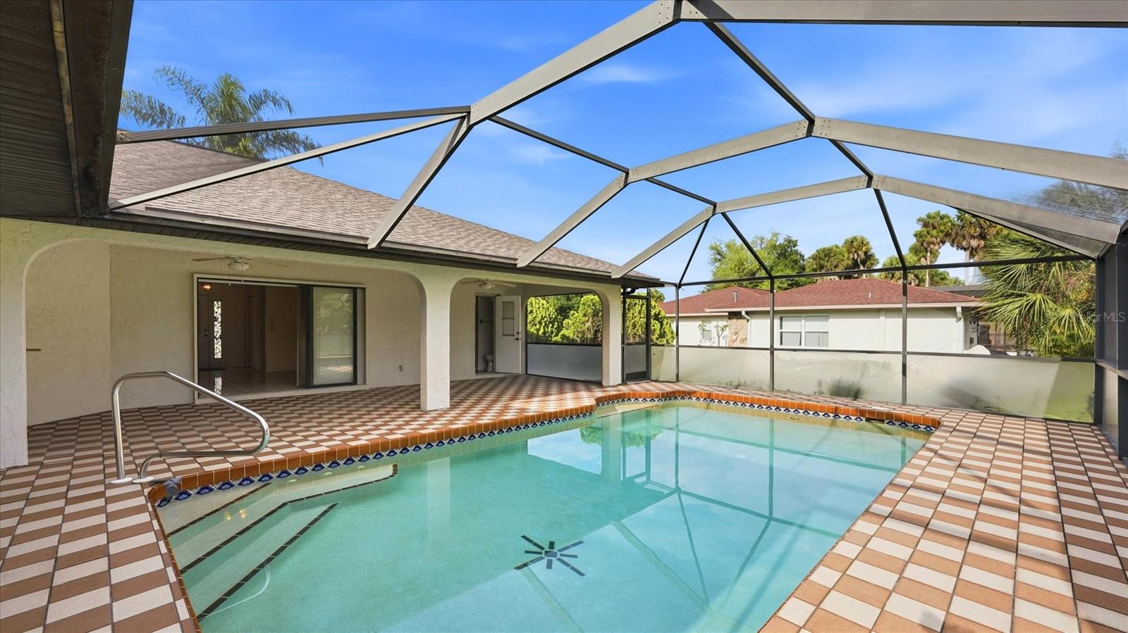 Image 34 of 64 For 22545 Quasar Boulevard