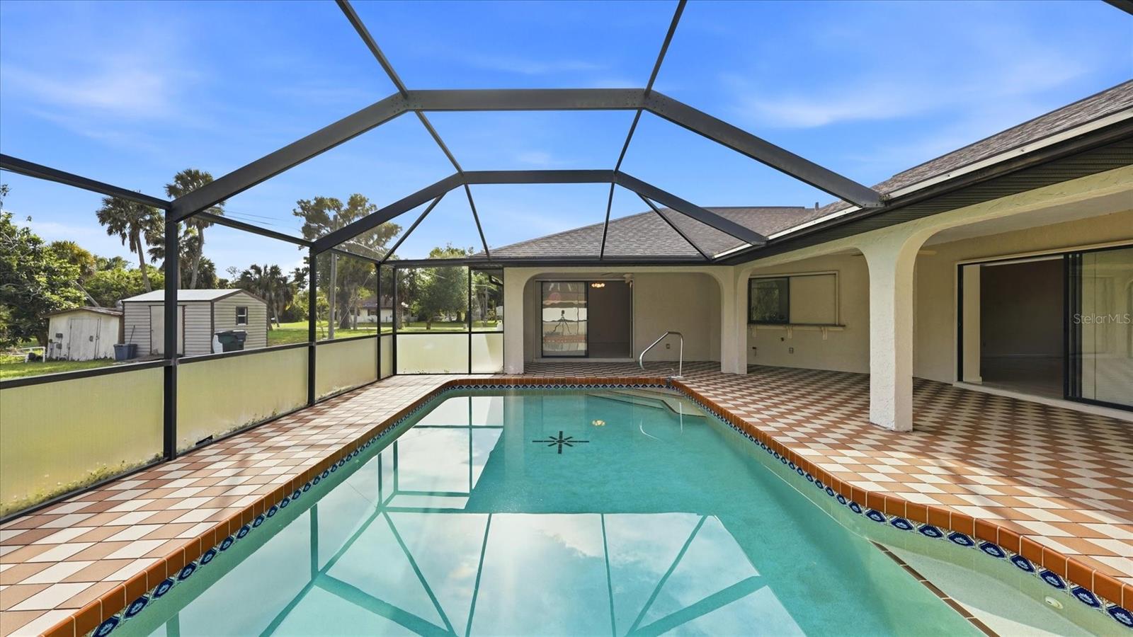 Image 37 of 64 For 22545 Quasar Boulevard