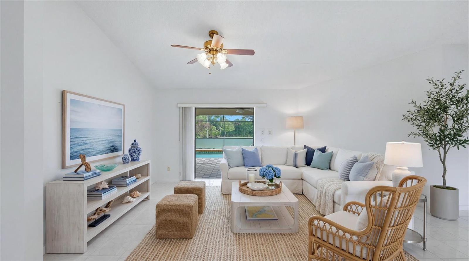 Image 4 of 64 For 22545 Quasar Boulevard