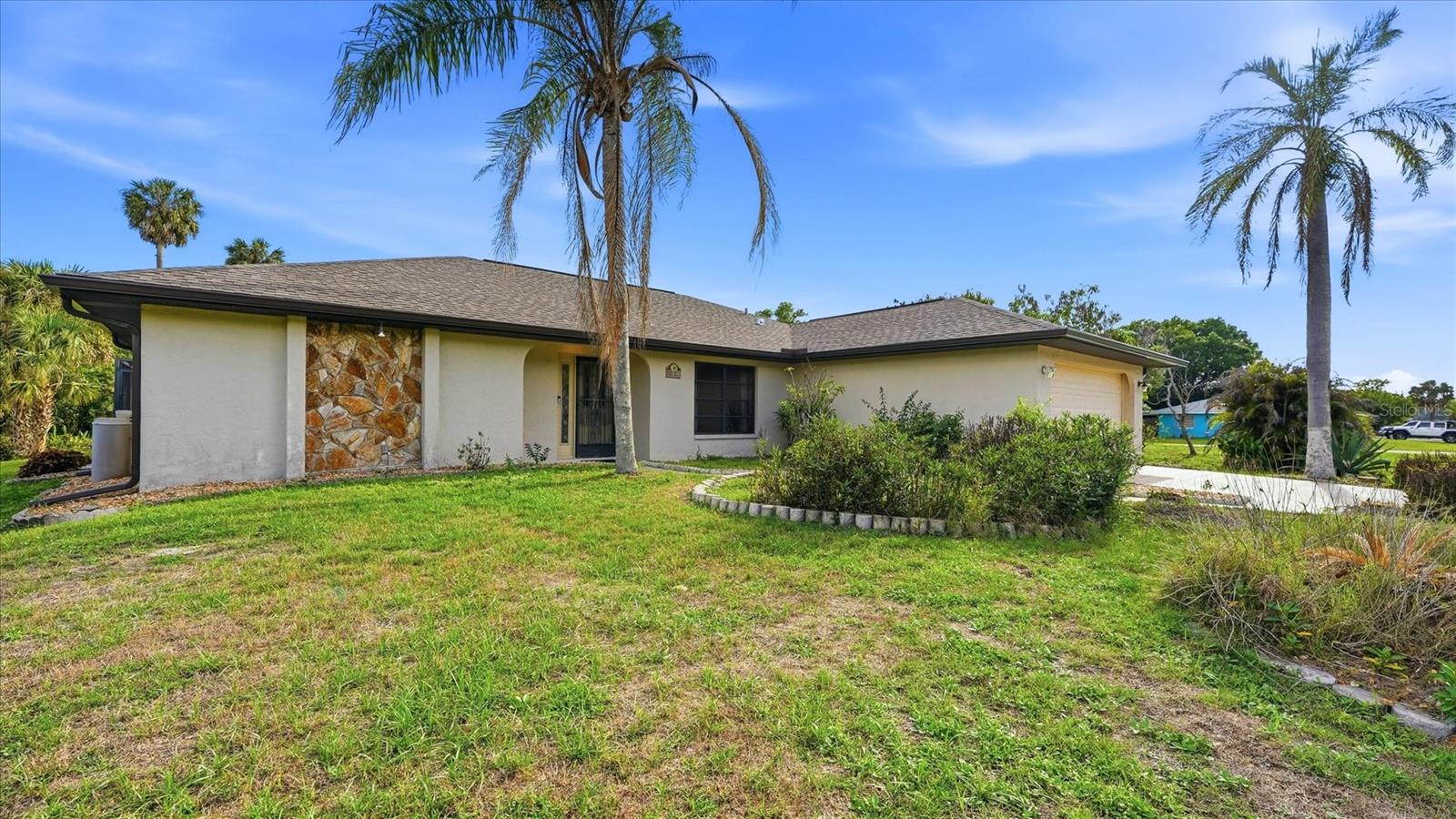 Image 41 of 64 For 22545 Quasar Boulevard