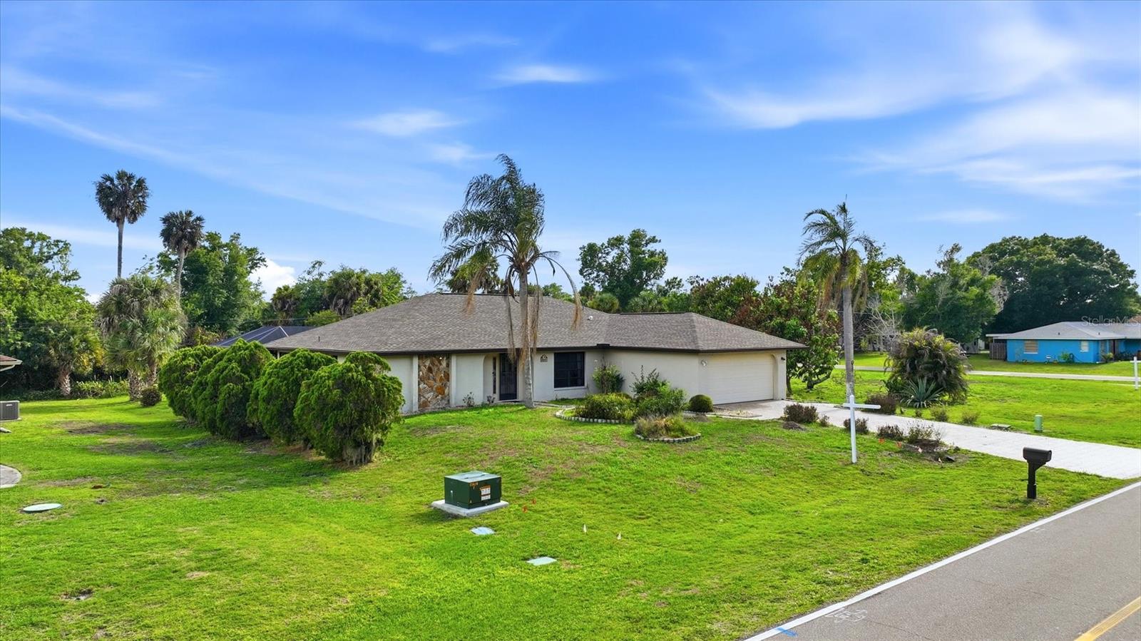 Image 50 of 64 For 22545 Quasar Boulevard